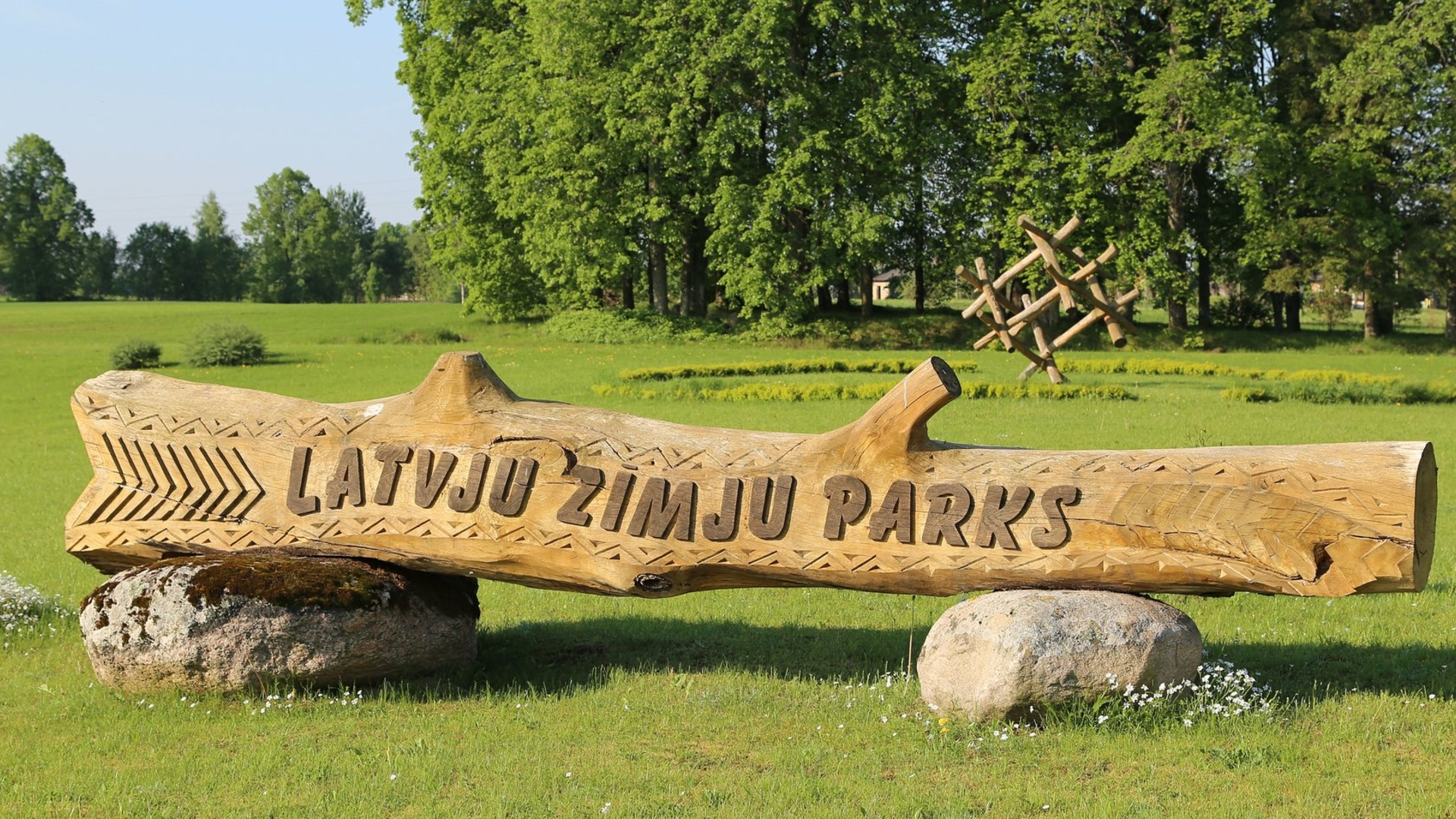 Latviškų simbolių parkas